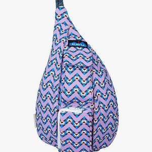 Kauv rope sling backpack in jewel chevron